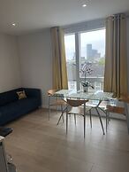 Immaculate 2-bed Apartment in London