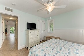 Starfish Cove managed by Beach Retreats