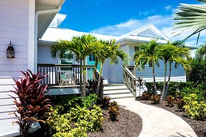 Mermaid's Crossing managed by Beach Retreats