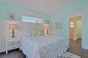 Mermaid's Crossing managed by Beach Retreats