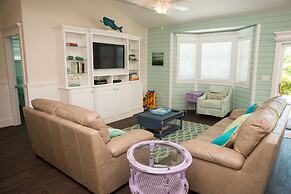 Mermaid's Crossing managed by Beach Retreats