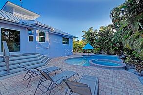 Mermaid's Crossing managed by Beach Retreats