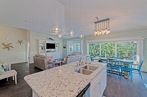 Mermaid's Crossing managed by Beach Retreats