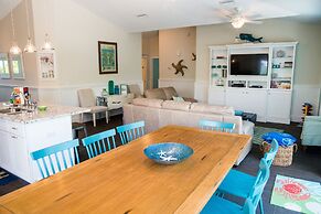 Mermaid's Crossing managed by Beach Retreats