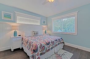 Mermaid's Crossing managed by Beach Retreats