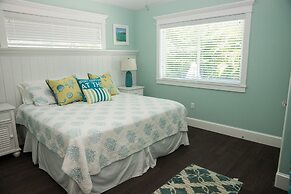 Mermaid's Crossing managed by Beach Retreats