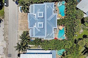 Turtle's Bay managed by Beach Retreats