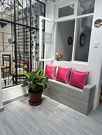 CASA BALTHAZAR HOSTEL