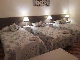 CASA BALTHAZAR HOSTEL