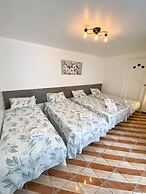 CASA BALTHAZAR HOSTEL