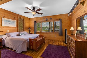 Cabin Retreat on Big Crooked Lake