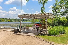 Cabin Retreat on Big Crooked Lake
