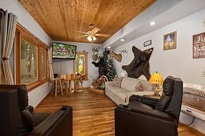 Cabin Retreat on Big Crooked Lake