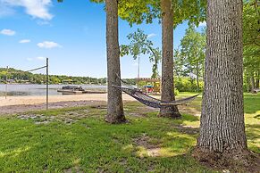 Cabin Retreat on Big Crooked Lake