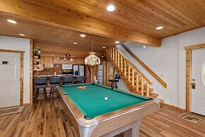 Cabin Retreat on Big Crooked Lake