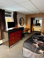 Virginian Motel