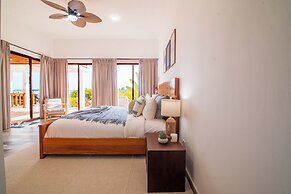 Aruna Resort & Villas