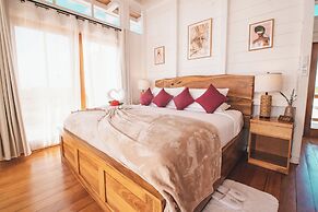 Aruna Resort & Villas