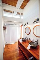 Aruna Resort & Villas