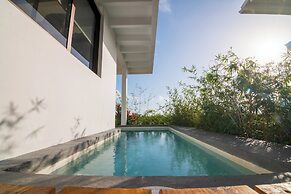 Aruna Resort & Villas