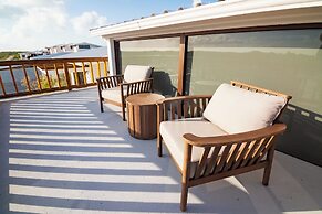 Aruna Resort & Villas