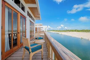 Aruna Resort & Villas