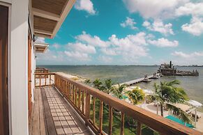 Aruna Resort & Villas