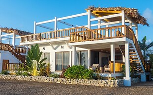 Aruna Resort & Villas