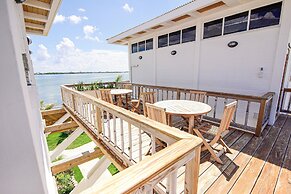 Aruna Resort & Villas