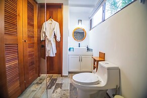 Aruna Resort & Villas