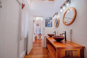 Aruna Resort & Villas