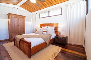 Aruna Resort & Villas