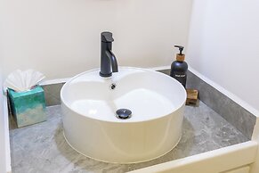 Aruna Resort & Villas