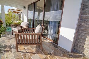 Aruna Resort & Villas