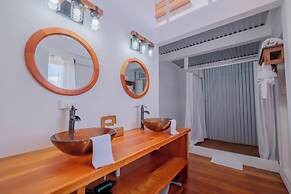 Aruna Resort & Villas