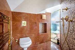 Magnificent Historic Mansion in Beylerbeyi