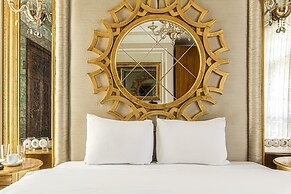 Magnificent Historic Mansion in Beylerbeyi