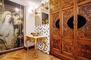 Magnificent Historic Mansion in Beylerbeyi