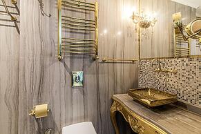 Magnificent Historic Mansion in Beylerbeyi