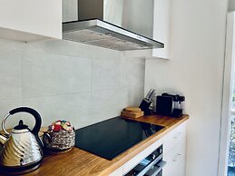 Whispering Gums Lorne Ocean Views Pet Friendly EV Charger