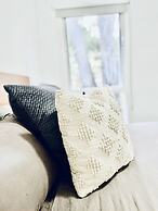 Whispering Gums Lorne Ocean Views Pet Friendly EV Charger