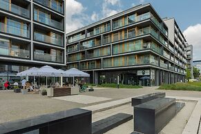 Kolejowa Studio Warsaw by Renters