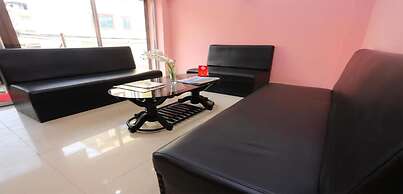 MeroStay 115 Hotel Pranisha Inn