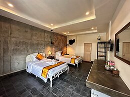 Sun Chakra Boutique Hotel