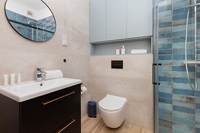 Family Apartment Sucha by Renters