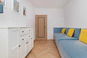 Family Apartment Sucha by Renters