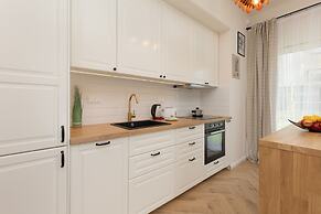 Srodziemnomorska Warsaw by Renters