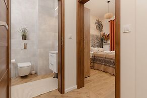 Srodziemnomorska Warsaw by Renters