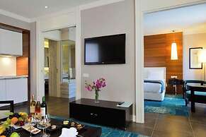 SUNDANCE SUITES HOTEL