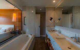 SUNDANCE SUITES HOTEL